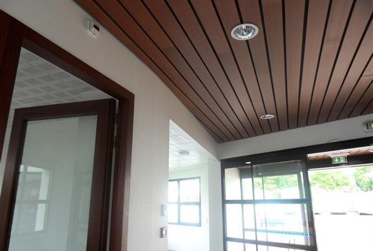 Plafond bois en lame - Ets A2T Le Grand